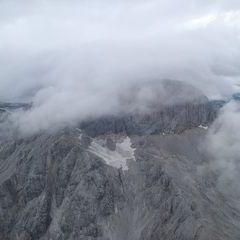 Flugwegposition um 13:19:28: Aufgenommen in der Nähe von Gemeinde Ramsau am Dachstein, 8972, Österreich in 2921 Meter